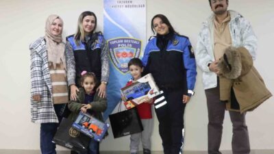 Erzurum'da, Kutalp Göktuğ adlı çocuğun kaybolan oyuncağı için polis ekipleri