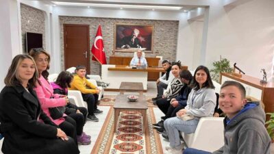 3 Aralık Dünya Engelliler Günü dolayısıyla Yatağan Kaymakamı Turgay İlhan,