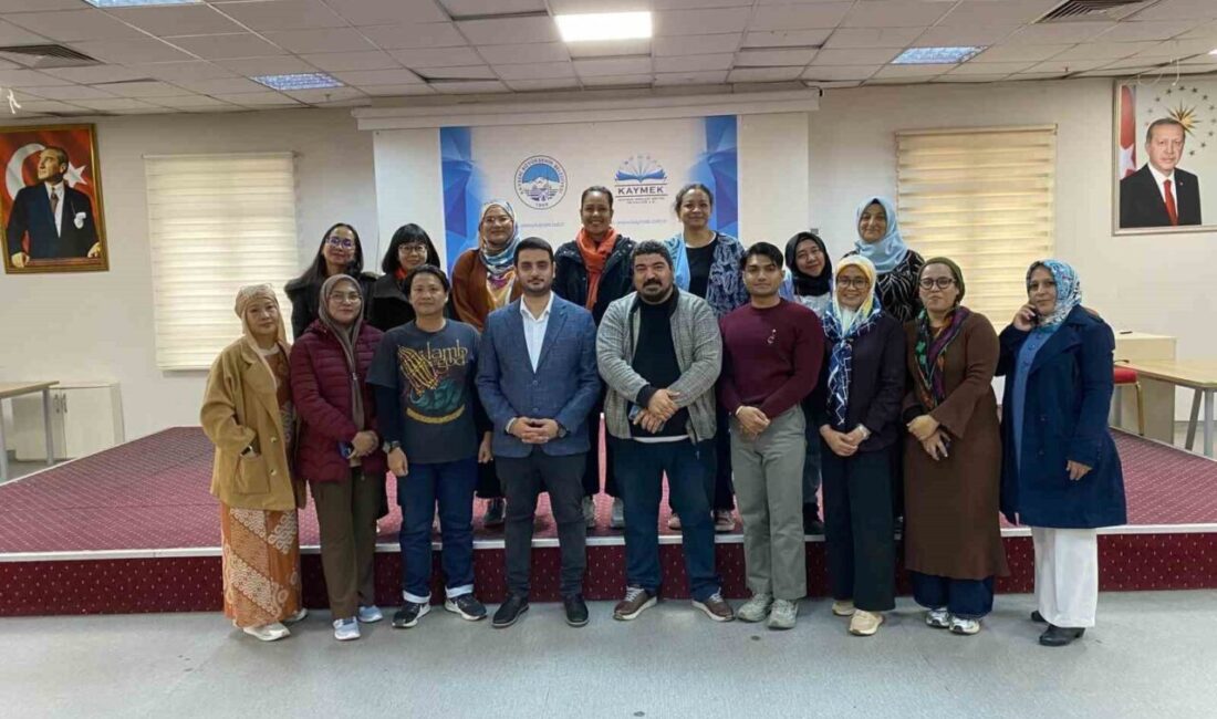 Kayseri, Malezya’dan Gelen Misafirleri KAYMEK Bünyan Kadın ve Gençlik Merkezi’nde Ağırladı Kayseri Büyükşehir Belediyesi, eğitim ve kültür projelerine devam ediyor. Dr.