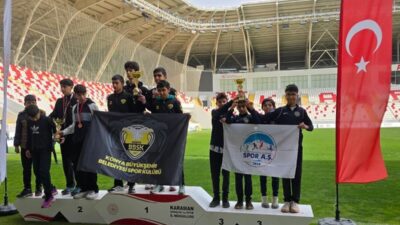 Kayseri Spor A.Ş. Kros Takımı, Karaman'da düzenlenen Eşref Aydın Bölgesel