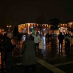 Kayseri’de Cumhuriyet Meydanı’nda toplanan kalabalık yeni yılı sevinçle karşıladı.