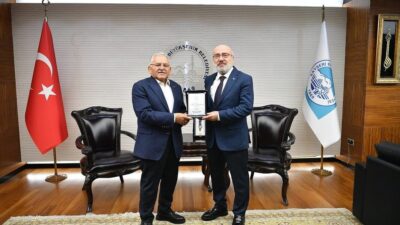 Kayseri Büyükşehir Belediye Başkanı Dr. Memduh Büyükkılıç, Kayseri Üniversitesi Rektörü