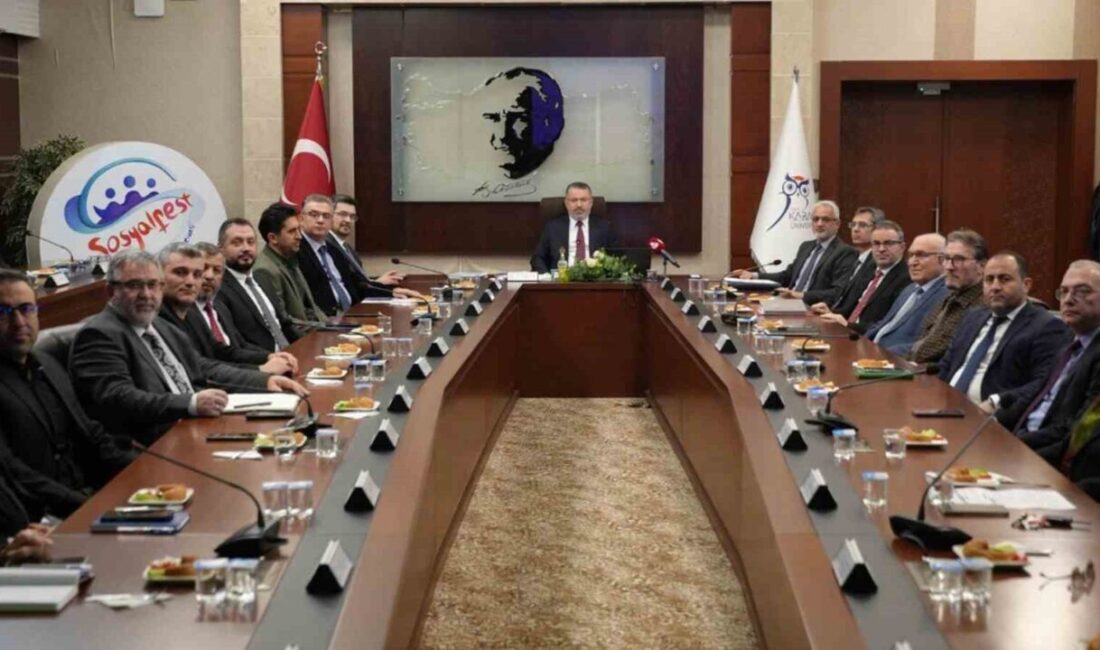 Karabük Üniversitesi'nin Aralık Ayı Senato Toplantısı'nda, Rektör Prof. Dr. Fatih