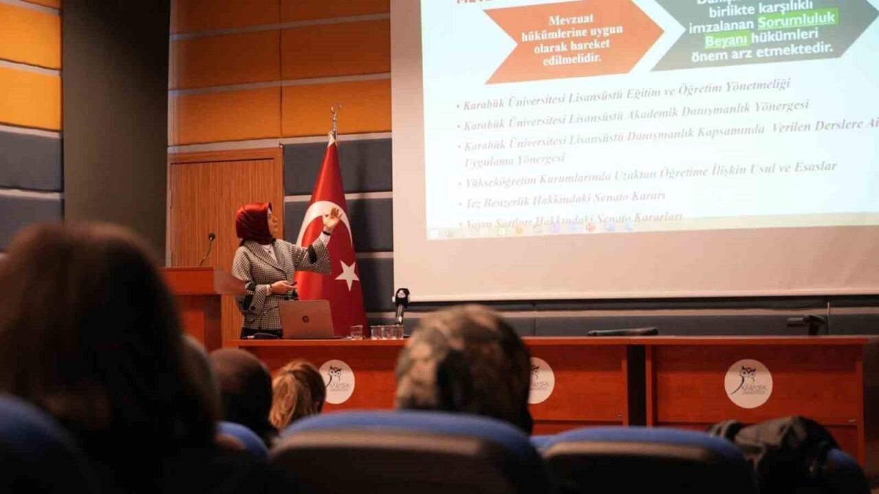 Karabük Üniversitesi Lisansüstü Eğitim Enstitüsü'nün düzenlediği "Tez Yazım Atölyesi", altı