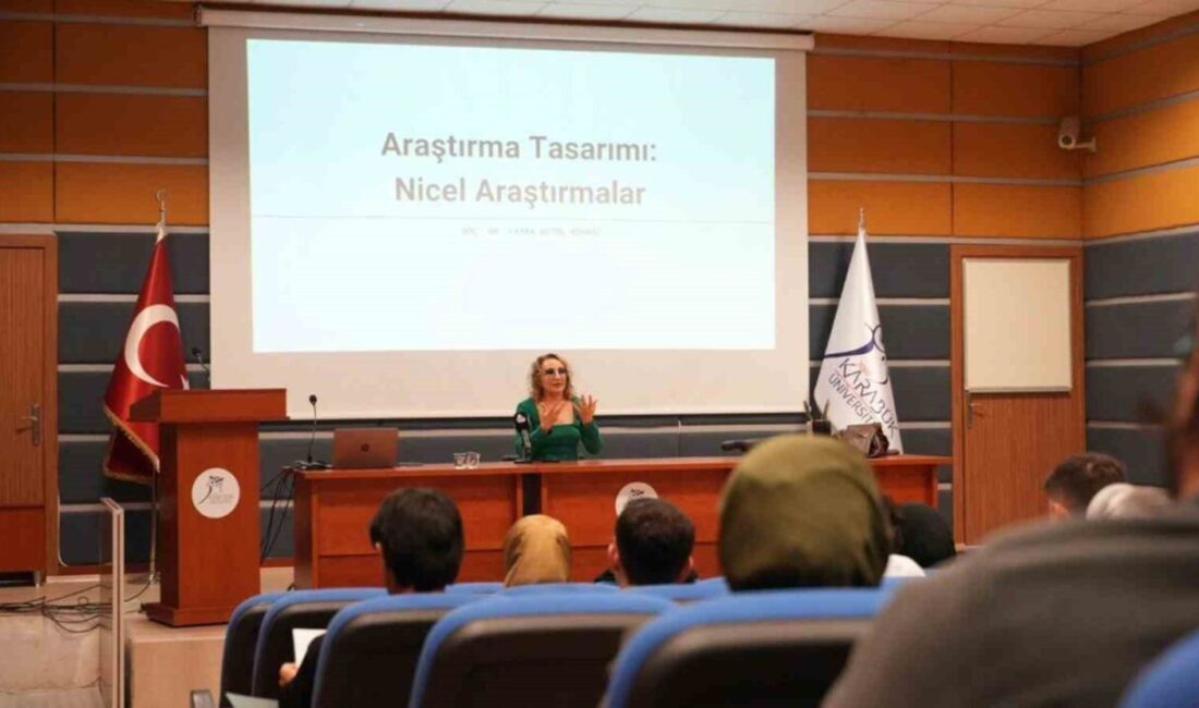 Karabük Üniversitesi, lisansüstü öğrencilere yönelik düzenlediği eğitim seminerlerinin beşinci oturumunda