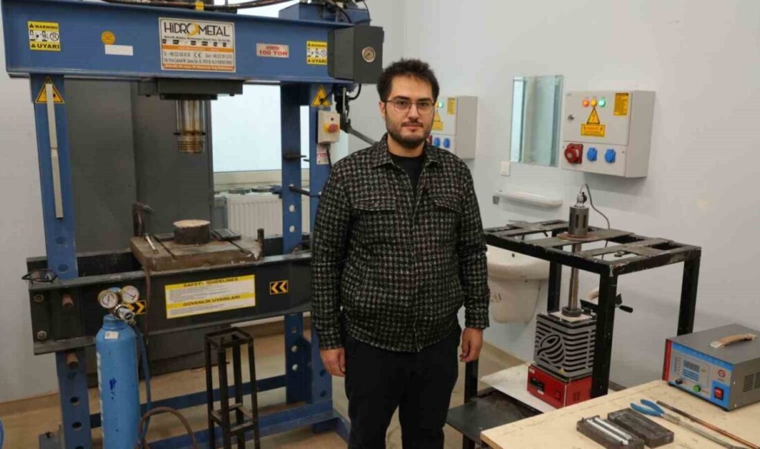 Karabük Üniversitesi’nde Üretilen Biyobozunur İmplant Malzemesi, Tıp ve Savunma Sanayisine Yenilik Getirecek Karabük Üniversitesi'nde Doç. Dr. İsmail Hakkı Kara'nın önderliğinde geliştirilen biyobozunur