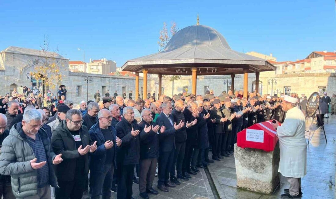 Kıbrıs Gazisi Ekrem Karaca, 73 yaşında hayatını kaybettikten sonra Babaeski'de