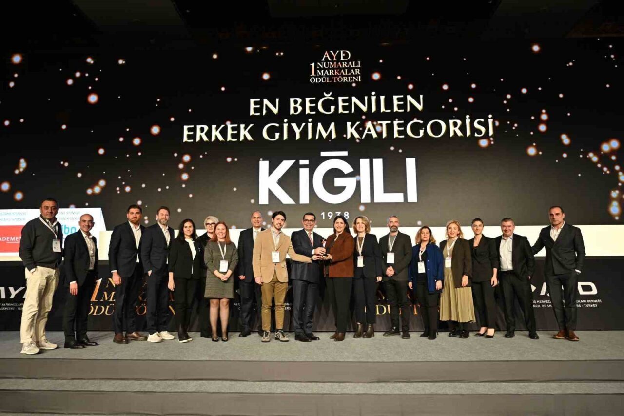 Kiğılı, 12. kez erkek giyim kategorisinde "En Beğenilen Marka" seçildi.