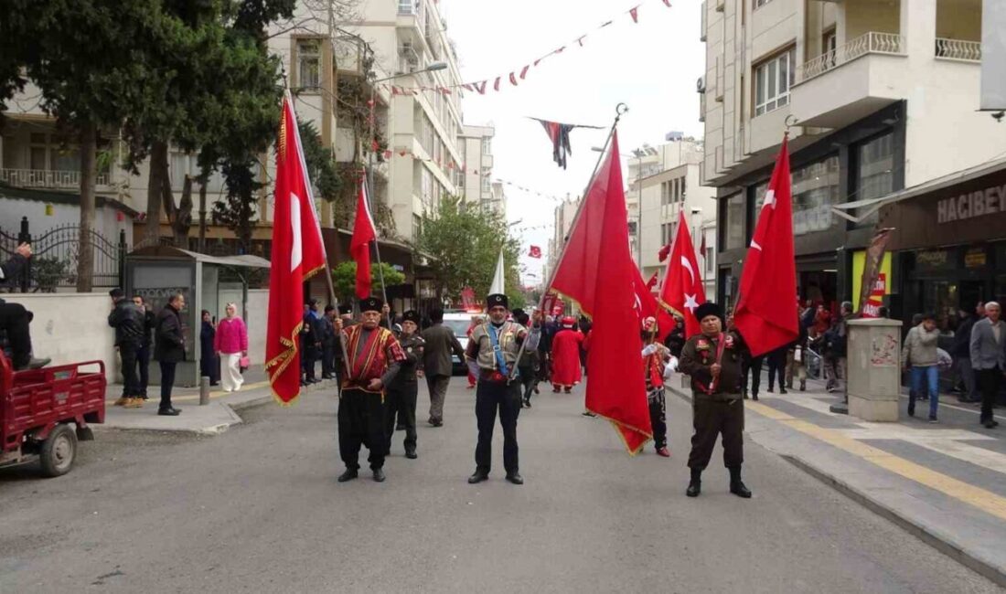Kilis'in düşman işgalinden kurtuluşunun 104. yılı dolayısıyla düzenlenen kortej yürüyüşüne