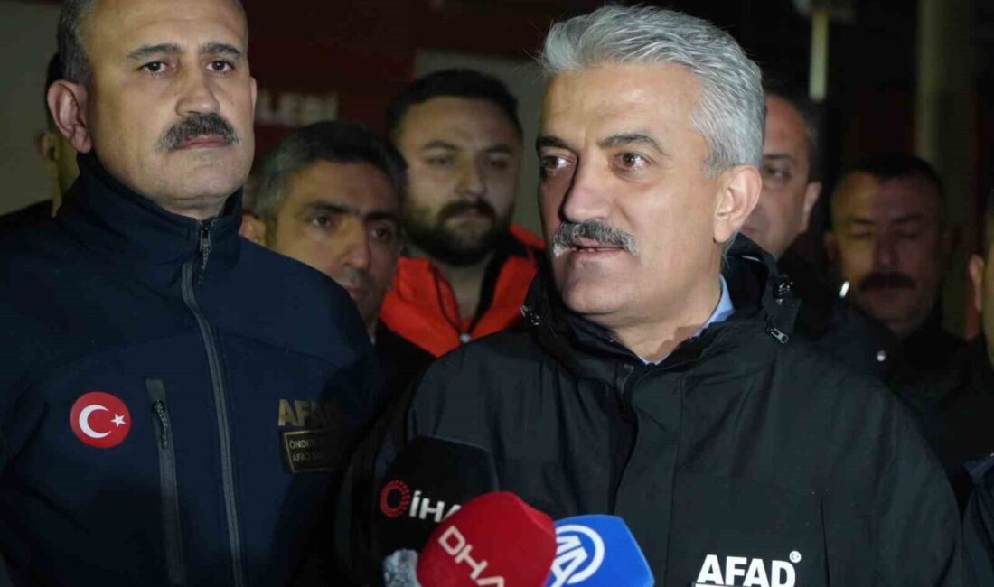 Kırıkkale’deki Kimya Fabrikasındaki Yangın, 10 Saatlik Müdcahalenin Ardından Kontrol Altına Alındı Kırıkkale'nin Yahşihan ilçesindeki Bahadır Kimya Fabrikası'nda çıkan yangın, 10 saatlik