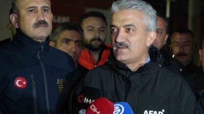 Kırıkkale’deki Kimya Fabrikasındaki Yangın, 10 Saatlik Müdcahalenin Ardından Kontrol Altına Alındı Kırıkkale'nin Yahşihan ilçesindeki Bahadır Kimya Fabrikası'nda çıkan yangın, 10 saatlik