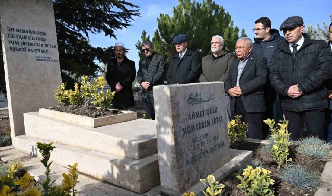 Bozlak ustası Muharrem Ertaş, ölümünün 41. yıl dönümünde mezarı başında