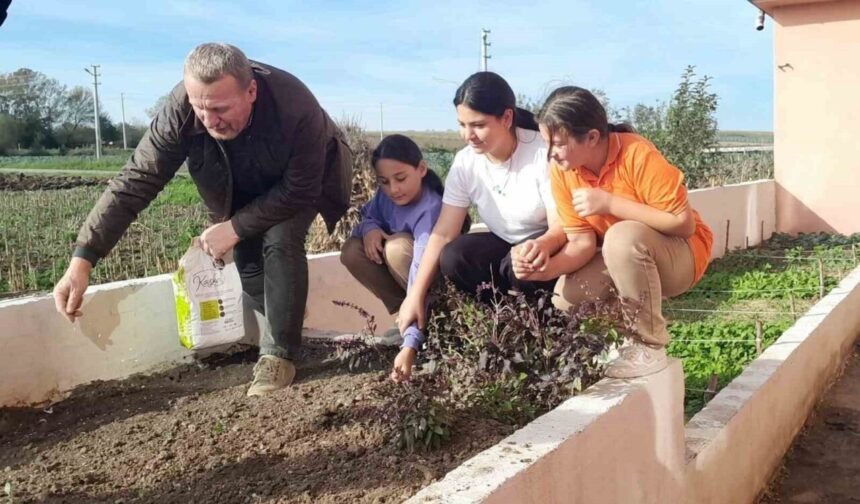 “Kızılırmak Deltası Çocuk Çiftçilere Emanet” Projesi Eğitimle Geleceği Şekillendiriyor