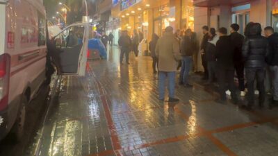 Rize'de düğün hazırlıkları için gelen 60 yaşındaki Servet Tüfekçi, bir