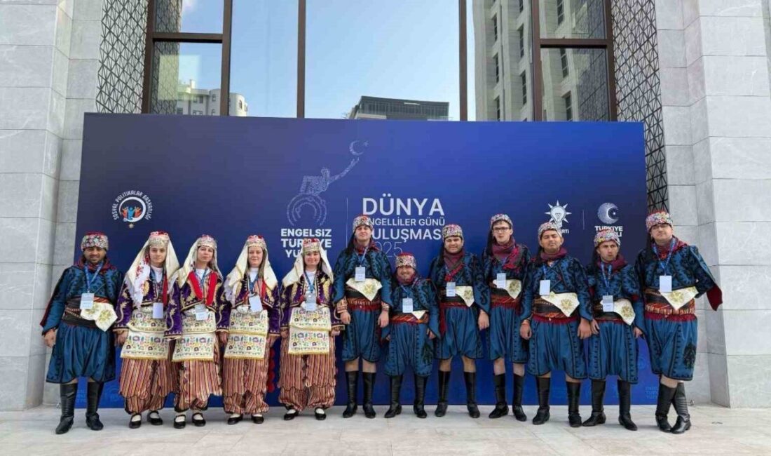 Kocaeli Büyükşehir Belediyesi'ne bağlı Gonca Engelsiz Yaşam Merkezi’nin halk oyunları