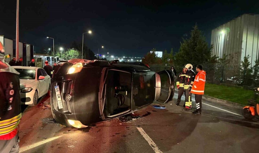 Çerkezköy'de S.T. yönetimindeki alkollü otomobil, kontrolünü kaybederek park halindeki iki