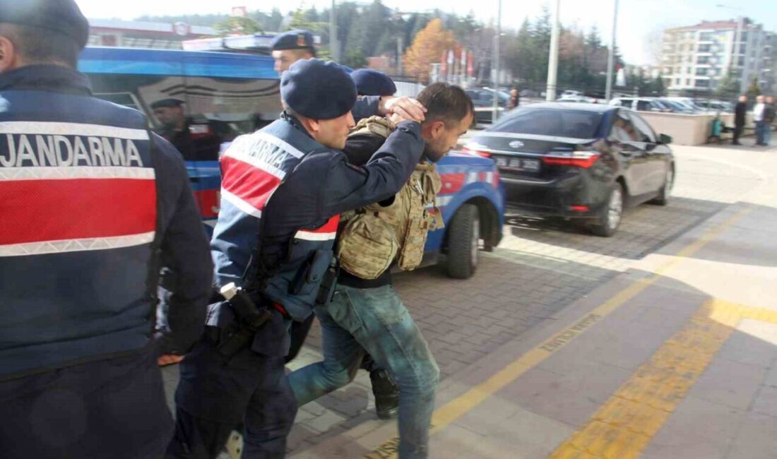 Konya'nın Hüyük ilçesinde 38 yaşındaki Mahmut Vurulmaz, oğlu önünde darbedildikten