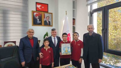 Köyceğiz İmam-Hatip Ortaokulu öğrencileri, harçlıklarını biriktirerek Filistinli kardeşlerine 7 bin