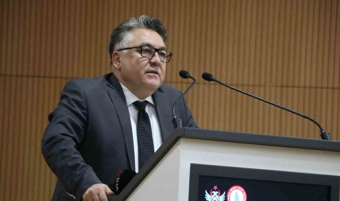 Karadeniz Enerji Konferansı’nda Kritik Minerallerin Enerji Dengesindeki Rolü Vurgulandı Zonguldak'taki Uluslararası Karadeniz Enerji Konferansı'nda TESPAM Başkanı Oğuzhan Akyener, bölgedeki