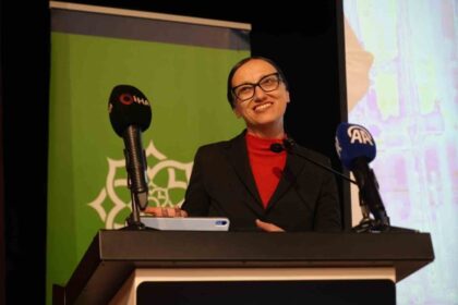 Prof. Dr. Mutlu Özcan, TÜBA Uluslararası Akademi Ödülü’nü alarak diş hekimliği alanındaki başarısını taçlandırdı