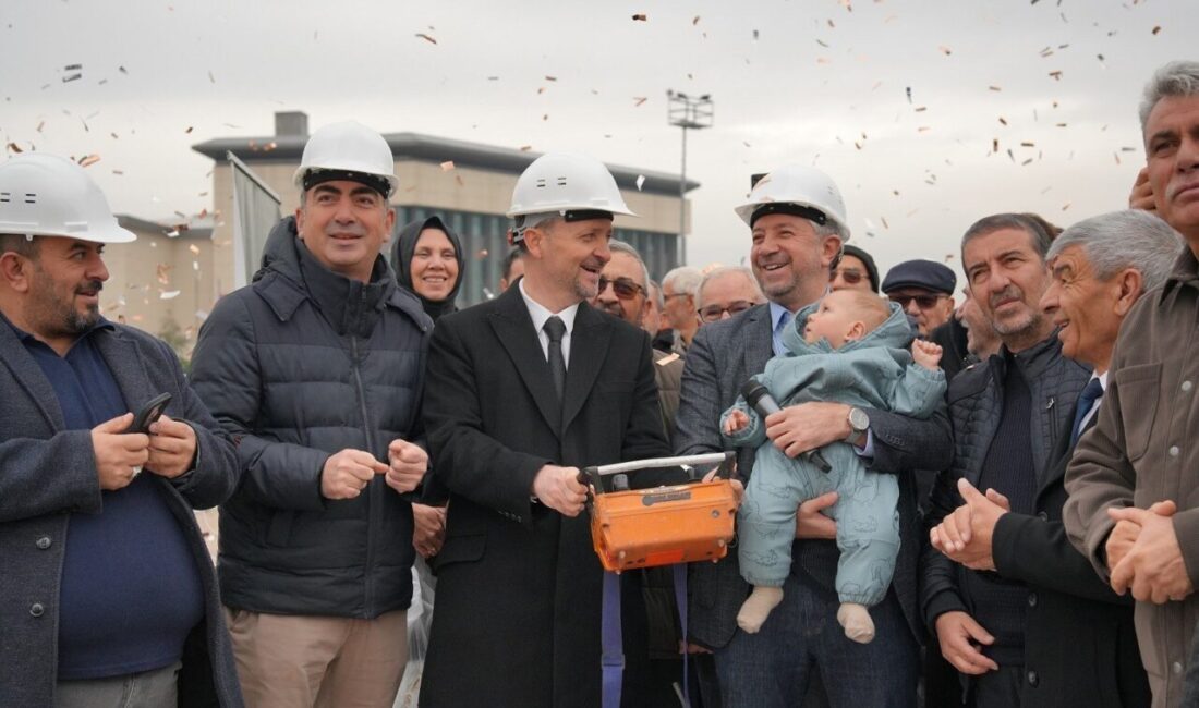 KumsLife Kooperatifi, zemin iyileştirmesi tamamlanan yapılarında temel atma töreni gerçekleştirdi.