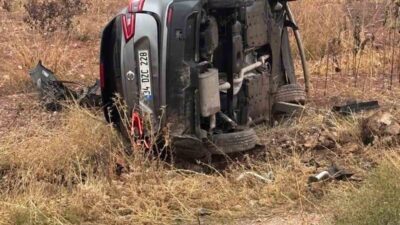 Siirt'in Kurtalan ilçesinde, Kayabağlar Kavşağı'nda sürücüsünün direksiyon hakimiyetini kaybetmesi sonucu