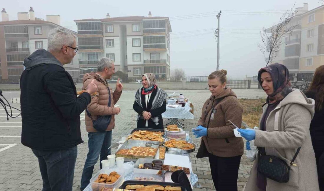 Kütahya Abdülhamid Han Anadolu Lisesi, Gazze’ye destek amacıyla Hayır Çarşısı