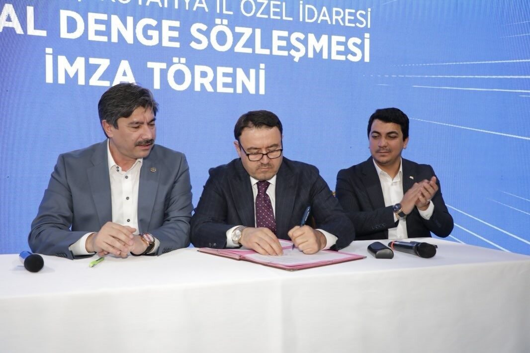 Kütahya İl Özel İdaresi ile Sendika Arasında Sosyal Denge Tazminatı Sözleşmesi İmzalandı