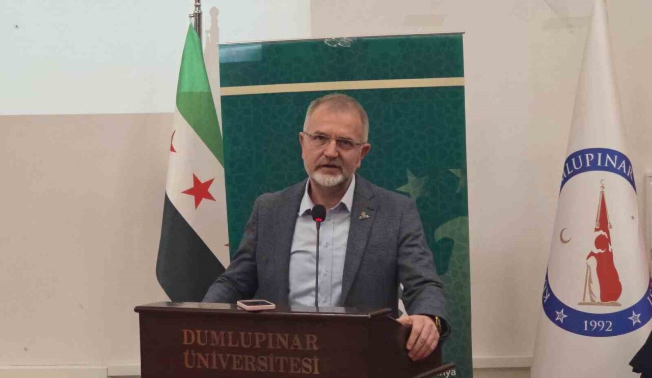 Kütahya Uluslararası Öğrenci Derneği Başkanı Sebahattin Ceyhun, Dumlupınar Üniversitesi'nde Suriyeli