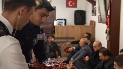 Kütahya Belediyesi, geleneksel 'gezek' geleneğini yaşatmak amacıyla Yüksek Kahve'de bir