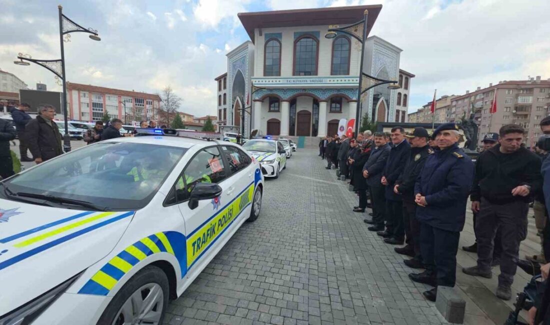 Kütahya'da düzenlenen törenle 78 yeni araç, İl Emniyet Müdürlüğü ve