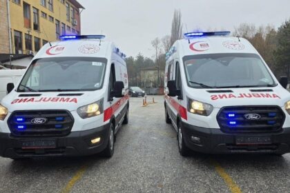 Kütahya’ya İki Yeni 112 Acil Ambulans Tahsis Edildi