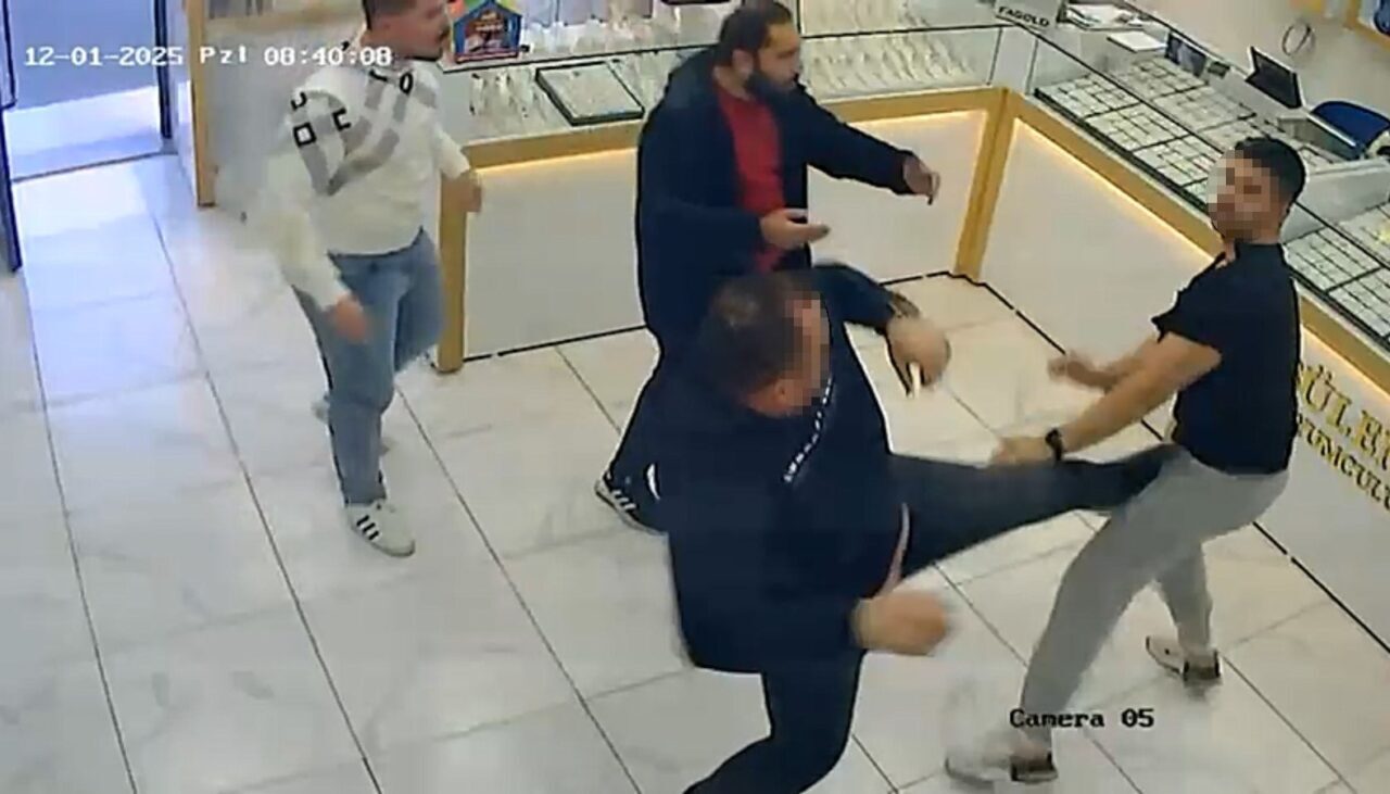 Menderes’te Kuyumcu Tartışması Kolları Sıvadı: İki Taraf Birbirine Girdi