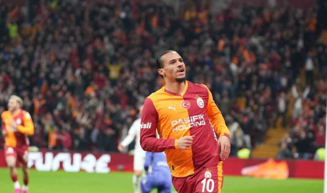 Galatasaray'ın Alman futbolcusu Leroy Sane, Samsunspor maçında 8. dakikada attığı