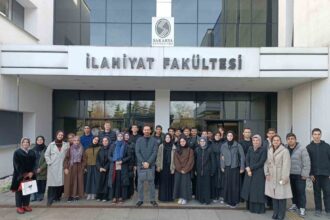 Sakarya’da Lise Öğrencileri “Geleceğime Yön Veriyorum” Projesi ile Üniversite Deneyimi Yaşadı