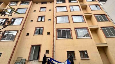 Edirne’nin Şükrüpaşa Mahallesi'nde bir kedinin su borusunda mahsur kalması, mahalle