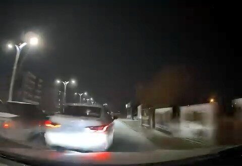 Elazığ'ın Sürsürü Mahallesi'nde makas atan bir sürücü, 23 ADA 885