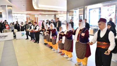 MalatyaPark AVM'de 3 Aralık Dünya Engelliler Günü dolayısıyla düzenlenen farkındalık