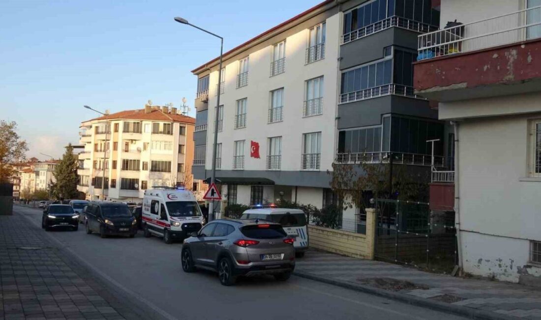 Malatya'nın Battalgazi ilçesinde 61 yaşındaki Halime D., evinde ölü bulundu.