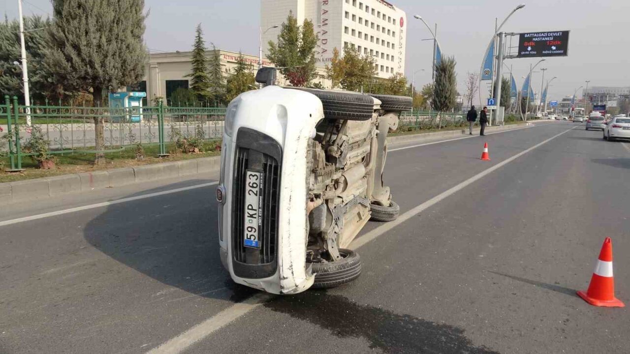 Malatya’da araçların çarpışması sonucu 3 kişi yaralandı