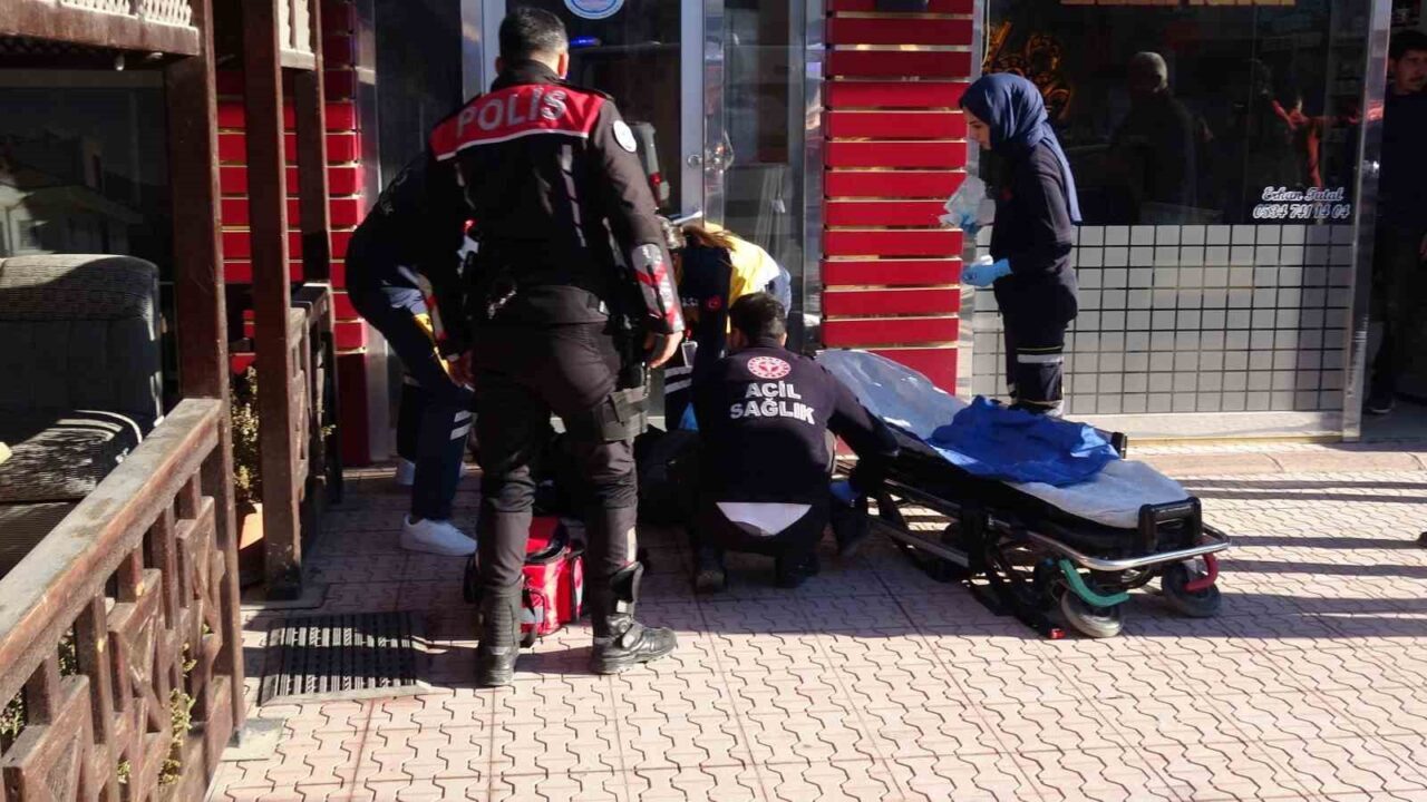 Yeşilyurt’ta husumetliler arasında yaşanan silahlı saldırıda bir kişi yaralandı