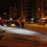 Malatya’da kaldırıma bırakılan şüpheli valiz, bomba uzmanları tarafından kontrollü bir şekilde patlatıldı.