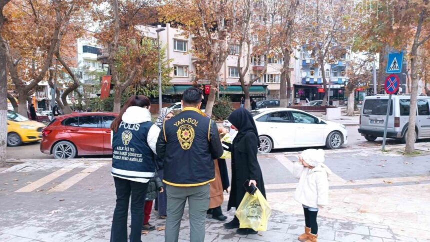 Malatya Emniyeti, vatandaşları dolandırıcılık suçlarına karşı bilgilendirdi.