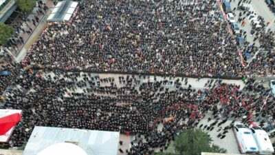 Manisa'nın ilk kadın belediye başkanı Gülşah Durbay, kolon kanseri nedeniyle