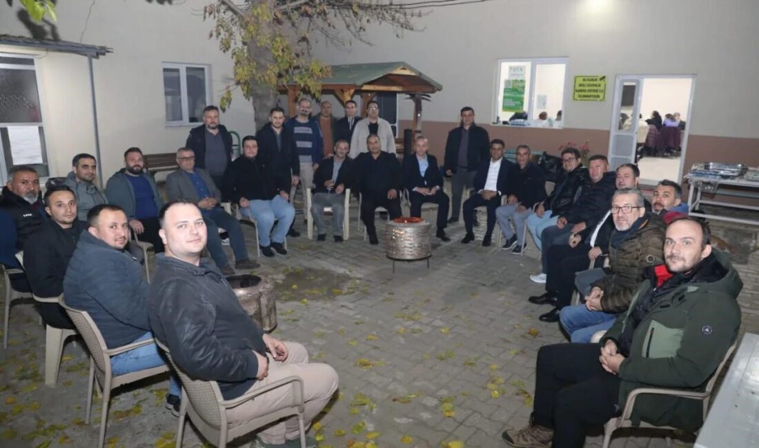 Manisa Tarım ve Orman Müdürü Mehmet Karayılan, Sarıgöl’de Düzenlenen Etkinlikte Personel ile Bir Araya Geldi Manisa İl Tarım ve Orman Müdürü Mehmet Karayılan, Sarıgöl'de personeli