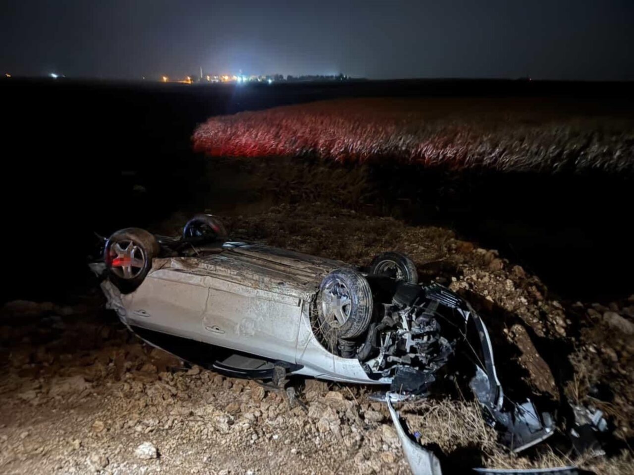 Mardin’de Tır ve Otomobil Çarpıştı: 1’i Ağır 2 Yaralı