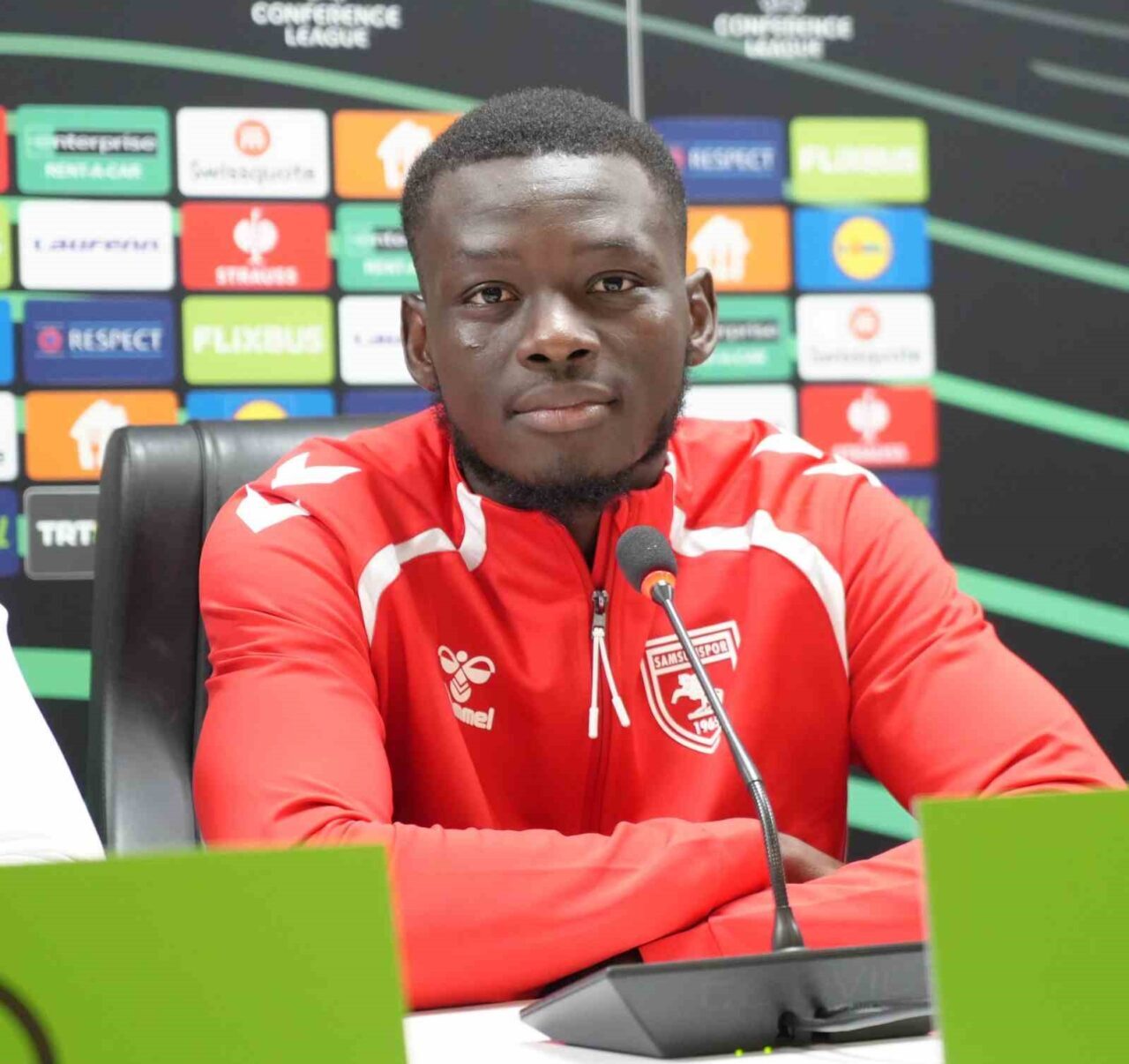 Samsunspor'un santrforu Marius Mouandilmadji, UEFA Konferans Ligi'ndeki başarılarının takım odaklı