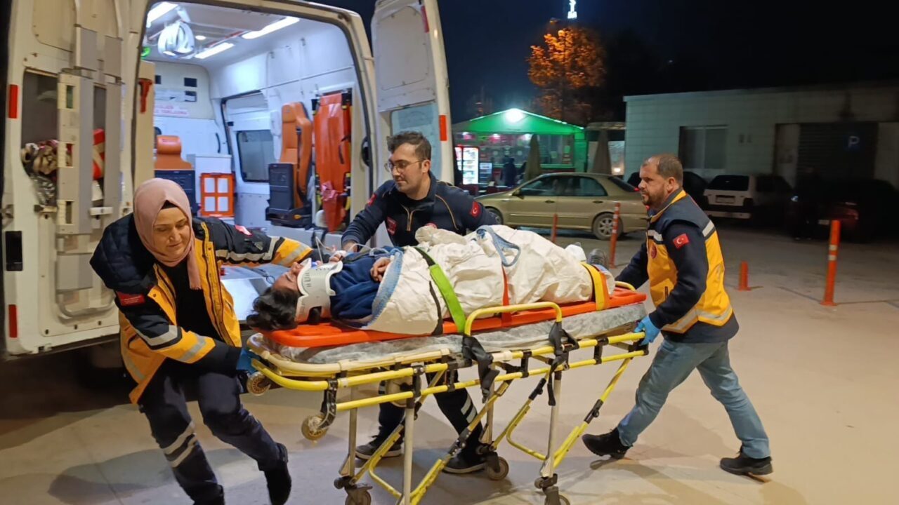 Bursa'nın İnegöl ilçesinde bir markette, 21 yaşındaki Yeter B. yük