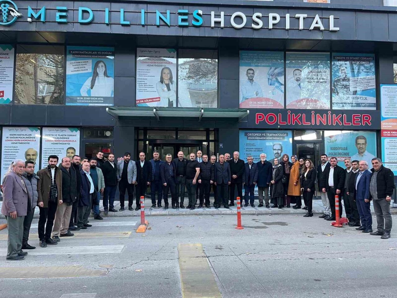Medilines Hospital, Elazığ'daki muhtarlarla indirim protokolü imzaladı. Protokol kapsamında muhtarlar