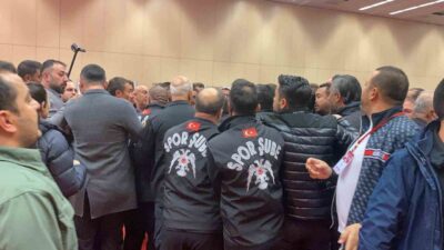 Gençlerbirliği'nin olağanüstü genel kurulunda, Mehmet Kaya başkanlık adaylığından çekildi. Önceki